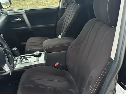 Toyota 4Runner 2015 года за 18 800 000 тг. в Актау – фото 8