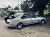 Mercedes-Benz E 280 1996 годаүшін2 500 000 тг. в Тараз