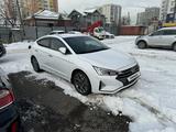 Hyundai Elantra 2020 года за 10 900 000 тг. в Алматы – фото 2