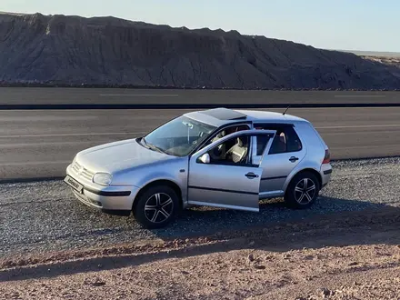 Volkswagen Golf 2000 года за 1 600 000 тг. в Балхаш – фото 2