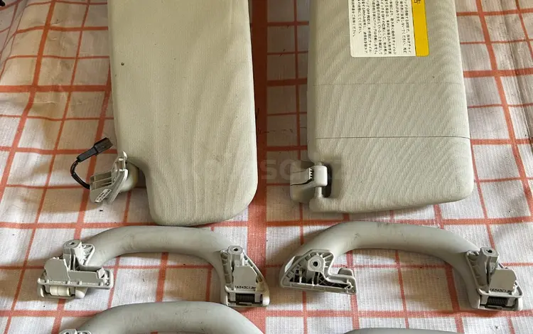 Ручки потолка Volkswagen Passat B7 Пассат Б7 Япония контрактный отличное за 44 440 тг. в Алматы