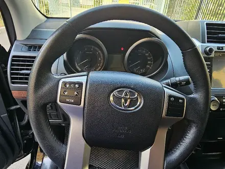 Toyota Land Cruiser Prado 2014 года за 18 199 000 тг. в Алматы – фото 21