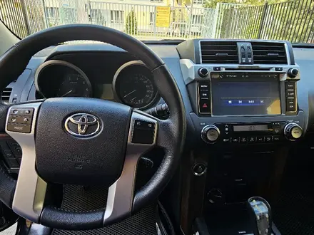 Toyota Land Cruiser Prado 2014 года за 18 199 000 тг. в Алматы – фото 22