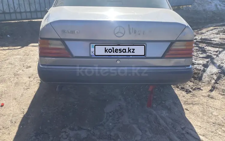 Mercedes-Benz E 280 1994 года за 1 800 000 тг. в Сарыозек