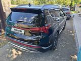 Hyundai Santa Fe 2023 года за 16 000 000 тг. в Костанай – фото 4