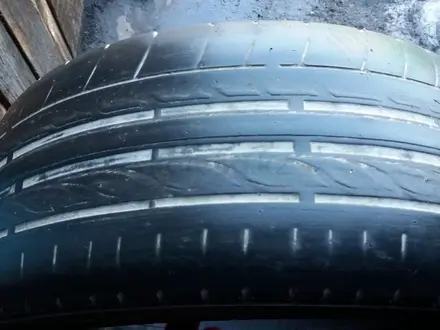 Шины две Bridgestone Potenza за 30 000 тг. в Семей – фото 2