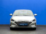 Hyundai Elantra 2019 года за 8 670 000 тг. в Актобе – фото 2