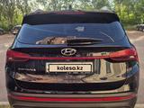 Hyundai Santa Fe 2023 года за 15 000 000 тг. в Караганда – фото 4
