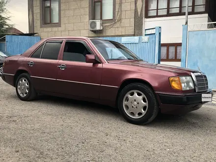 Mercedes-Benz E 230 1991 года за 2 200 000 тг. в Тараз – фото 9