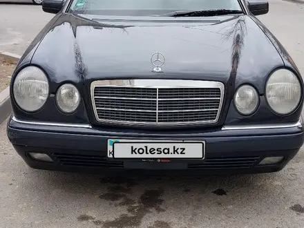 Mercedes-Benz E 280 1997 года за 5 500 000 тг. в Туркестан – фото 4