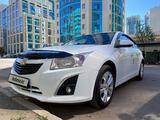 Chevrolet Cruze 2013 годаfor4 400 000 тг. в Астана – фото 2