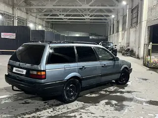 Volkswagen Passat, 1992