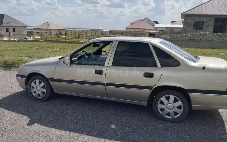 Opel Vectra 1993 годаfor800 000 тг. в Туркестан