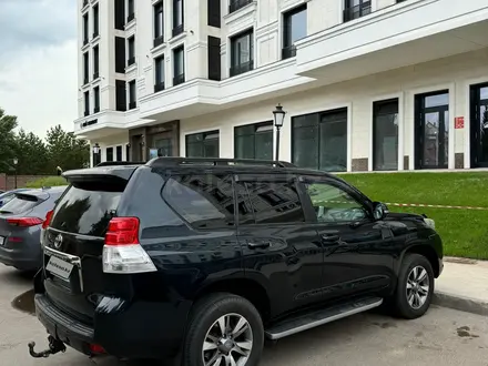 Toyota Land Cruiser Prado 2010 года за 18 800 000 тг. в Астана – фото 3