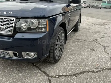 Land Rover Range Rover 2011 года за 22 000 000 тг. в Алматы – фото 10