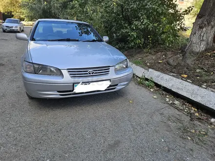 Toyota Camry 1999 года за 3 200 000 тг. в Семей – фото 3