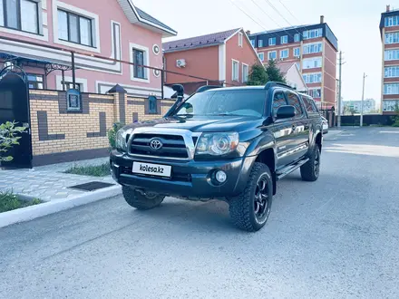 Toyota Tacoma 2010 года за 13 600 000 тг. в Уральск