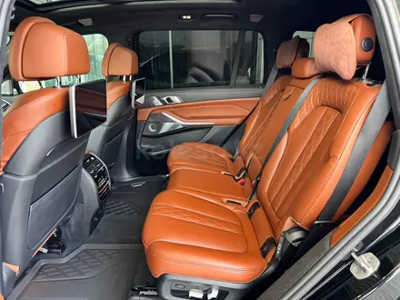 BMW X7 XDrive 40i 2020 года за 45 500 000 тг. в Алматы – фото 46