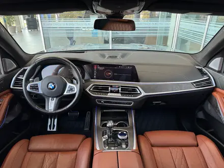 BMW X7 XDrive 40i 2020 года за 45 500 000 тг. в Алматы – фото 15
