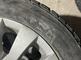 Диски BMW с зимней резиной 205 55 R16 за 70 000 тг. в Алматы – фото 3