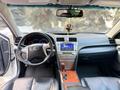 Toyota Camry 2011 года за 7 700 000 тг. в Алматы – фото 9