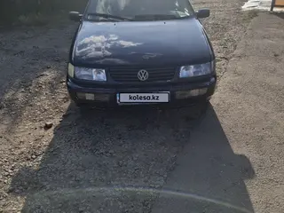 Volkswagen Passat, 1995