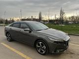 Hyundai Elantra 2023 года за 12 600 000 тг. в Алматы – фото 2