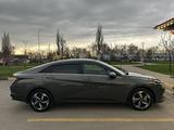 Hyundai Elantra 2023 года за 12 600 000 тг. в Алматы – фото 5