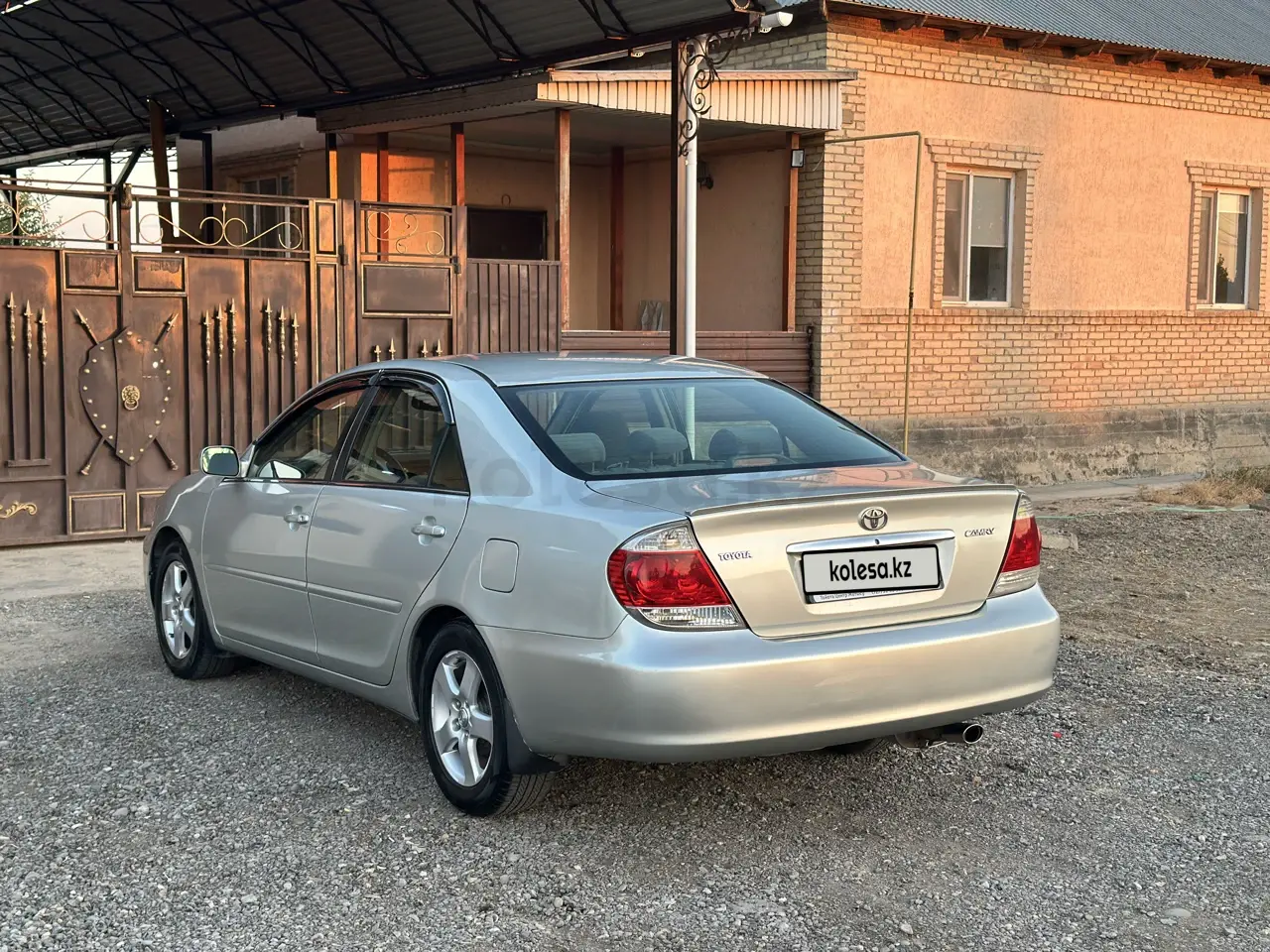 Toyota Camry, 2005