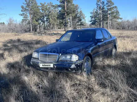 Mercedes-Benz C 180 1996 года за 1 450 000 тг. в Актобе – фото 3