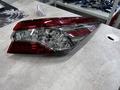 Фонарь Задний Toyota Camry 70 XLE за 45 000 тг. в Алматы