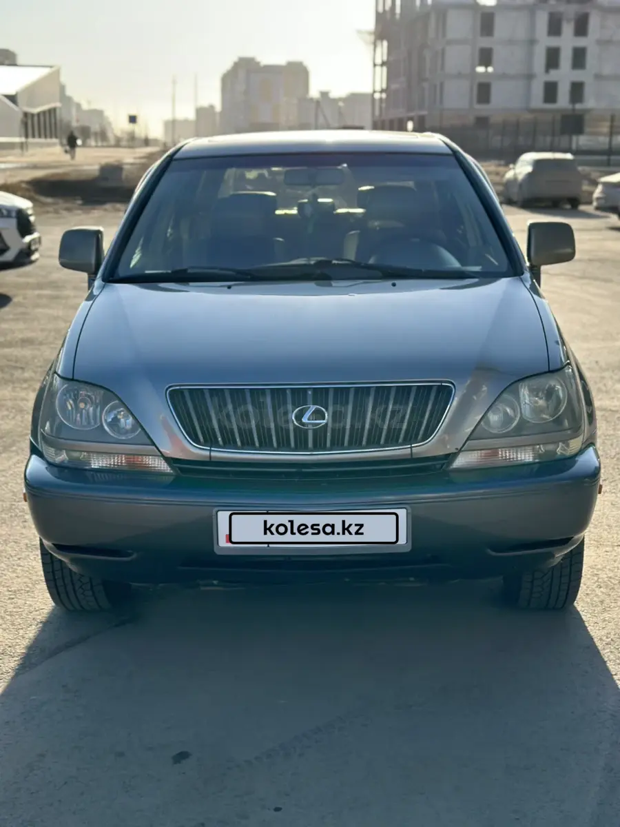 Продажа Lexus RX 300 2000 года в Астане - №162613997: цена 3500000 ...
