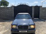 Mercedes-Benz E 200 1993 года за 790 000 тг. в Тараз