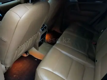 Porsche Cayenne 2005 года за 4 900 000 тг. в Алматы – фото 11
