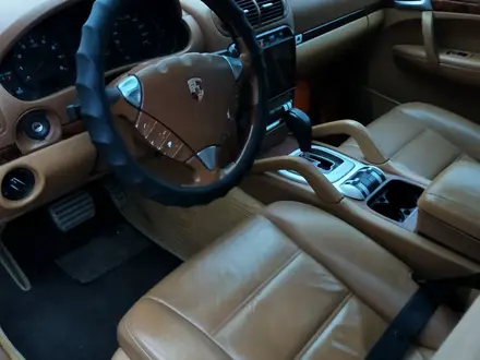 Porsche Cayenne 2005 года за 4 900 000 тг. в Алматы – фото 9