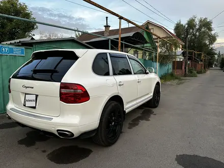 Porsche Cayenne 2007 года за 9 300 000 тг. в Алматы – фото 3