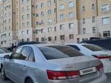 Hyundai Sonata 2006 года за 3 490 000 тг. в Актау – фото 3