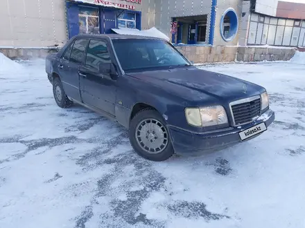 Mercedes-Benz E 280 1992 года за 1 100 000 тг. в Петропавловск – фото 3