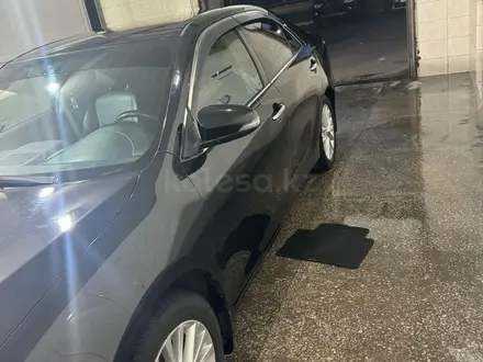 Toyota Camry 2014 года за 10 300 000 тг. в Караганда – фото 10