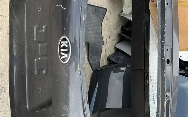 Киа Соренто крышка багажника бу оригинал отлично состояние за 5 500 тг. в Астана