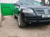 Volkswagen Touareg 2005 годаүшін5 500 000 тг. в Алматы – фото 3