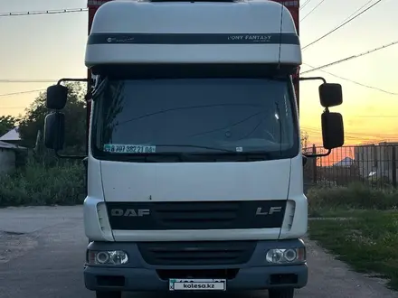DAF  LF 45 2010 года за 18 000 000 тг. в Алматы – фото 4