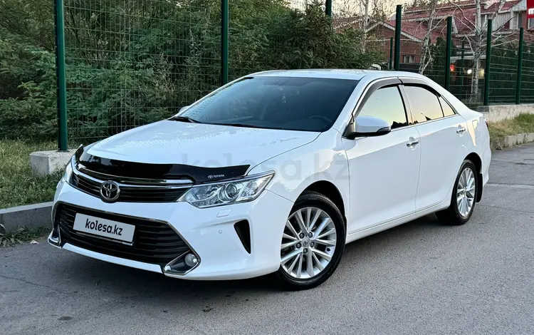 Toyota Camry 2015 года за 11 700 000 тг. в Алматы