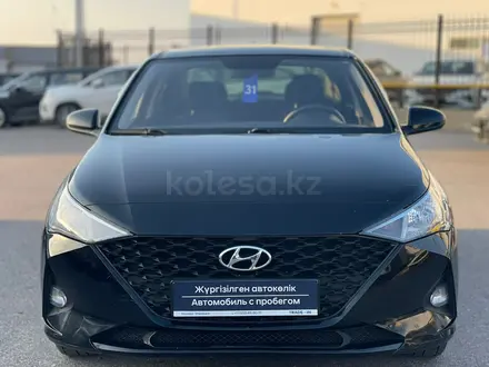 Hyundai Accent 2021 года за 7 290 000 тг. в Шымкент – фото 2