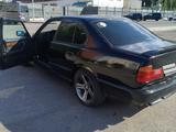 BMW 525 1996 года за 1 800 000 тг. в Астана – фото 2