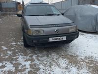 Volkswagen Passat 1990 года за 700 000 тг. в Алматы