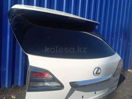 Крышка багажника на Lexus RX 350 XL10 за 450 000 тг. в Павлодар