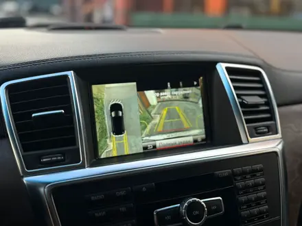 Mercedes-Benz GL 500 2014 года за 15 000 000 тг. в Астана – фото 17