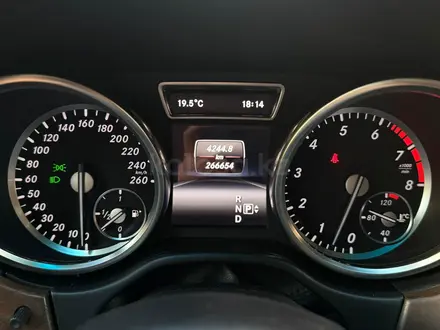 Mercedes-Benz GL 500 2014 года за 15 000 000 тг. в Астана – фото 18