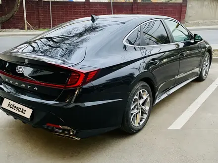 Hyundai Sonata 2019 года за 9 800 000 тг. в Алматы – фото 4